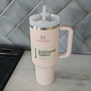 Rose Quartz/ Light Pink STANLEY